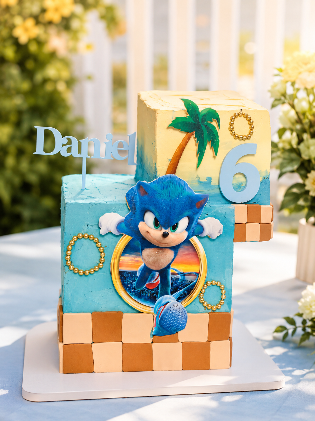 Sonic Cube Cake
