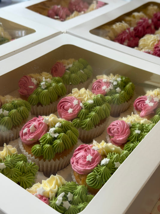Delightful Green and Colours Cupcakes